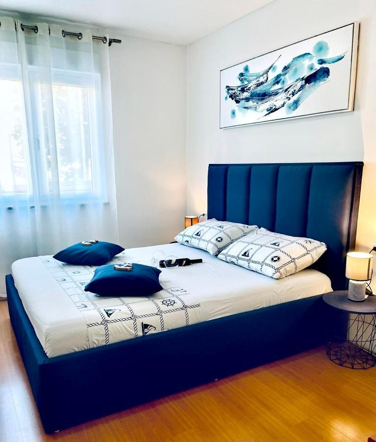 Luana Lux Apartment プーラ エクステリア 写真